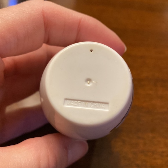 BUNNY nesting toy. This adorable stack includes 5 bunnies. SO CUTE!! - Picture 11 of 11